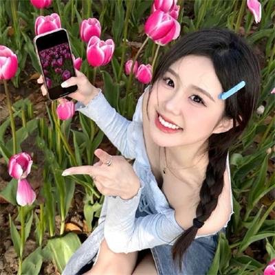 轻轻拂过